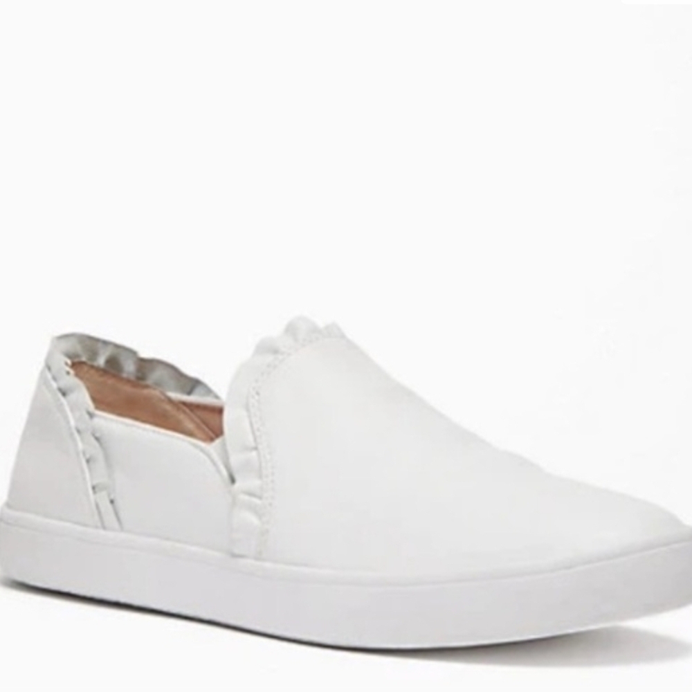 KATE SPADE Lilly Ruffle Slip-on Sneaker In White Size 7.5